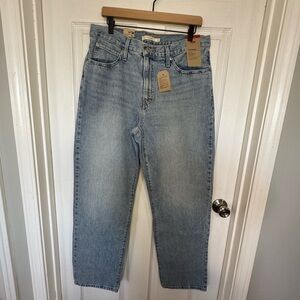 NWT Levi’s ‘94 Baggy Jeans